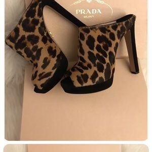 Prada mule leopard sandals 38.5 (8.5)